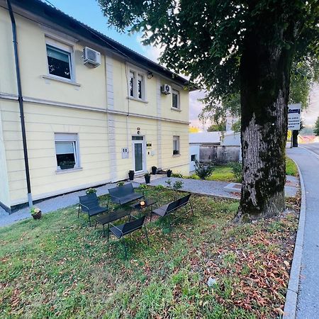 Lemonwood House Hotel Постойна Екстериор снимка