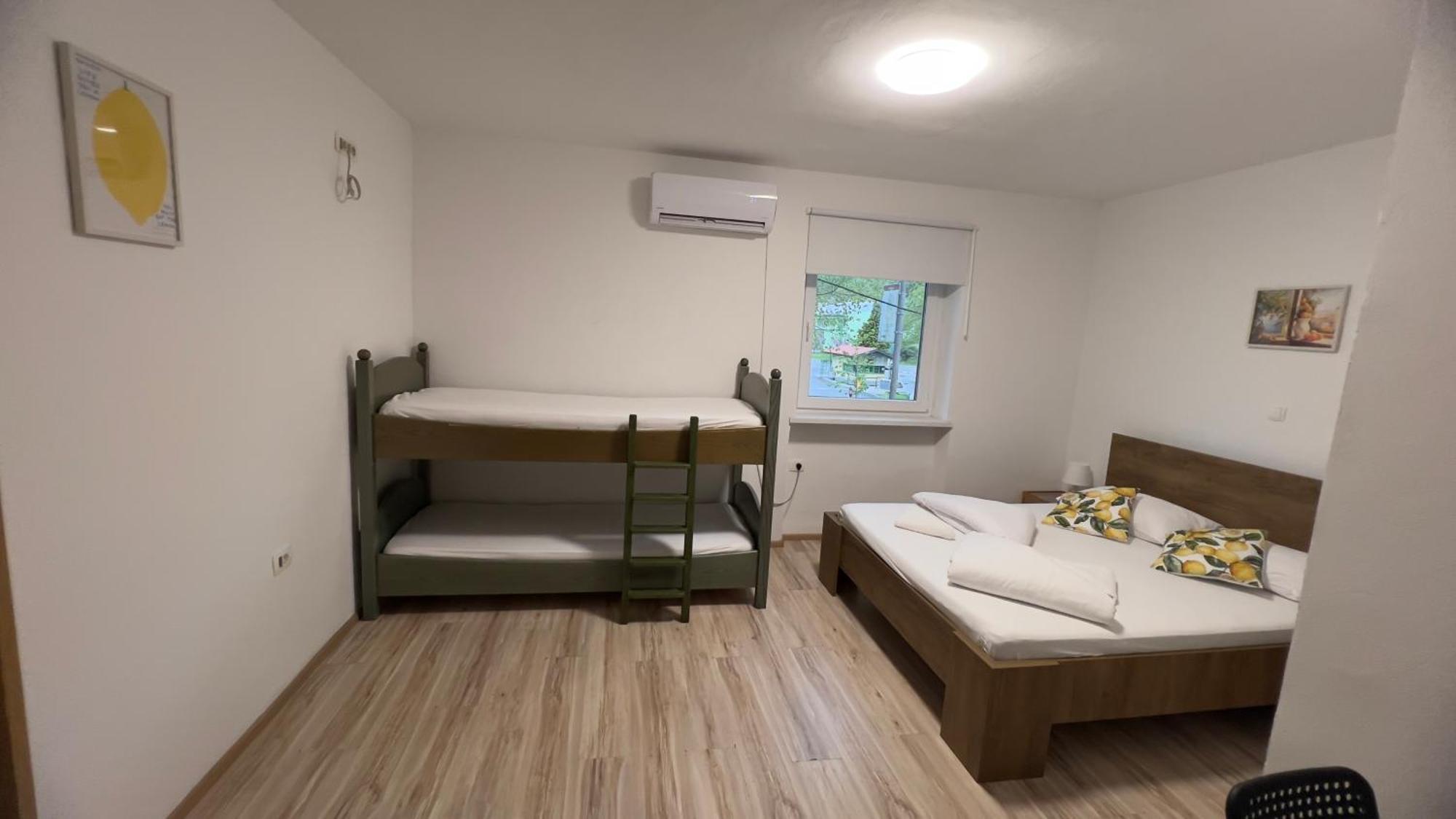 Lemonwood House Hotel Постойна Екстериор снимка