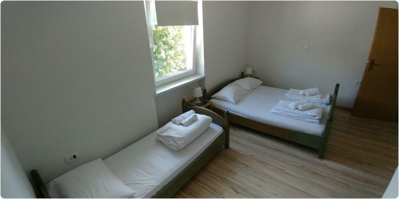 Lemonwood House Hotel Постойна Екстериор снимка